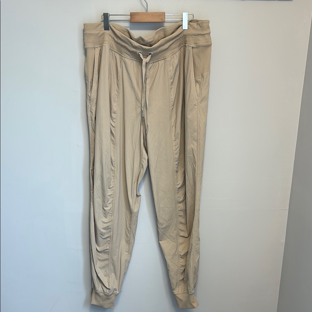 Lululemon Tan Sweatpants Relaxed Fit Joggers